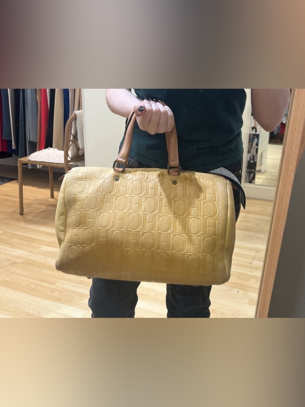 Carolina Herrera Andy 7 Yellow Handbag - Picture 3 of 12
